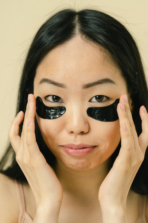 Discover effective tear trough treatments for youthful eyes